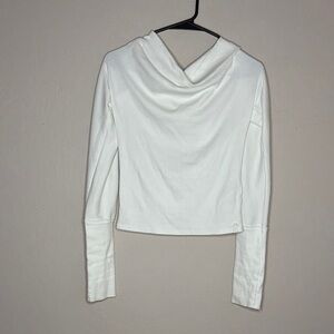 Free People- We the Free White Long Sleeve top size medium